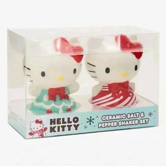 HELLO KITTY Holiday Christmas Salt & Pepper Shaker Set Ceramic “New” - Picture 1 of 11